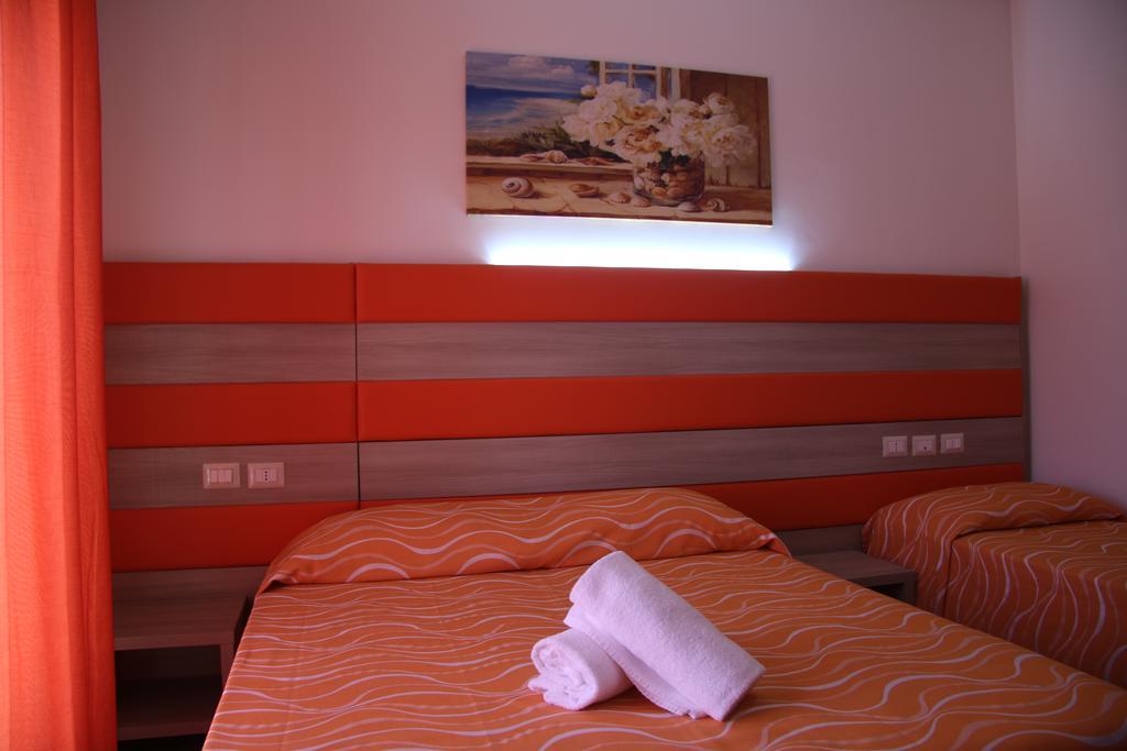 Chrismare Hotel Мацео Екстериор снимка